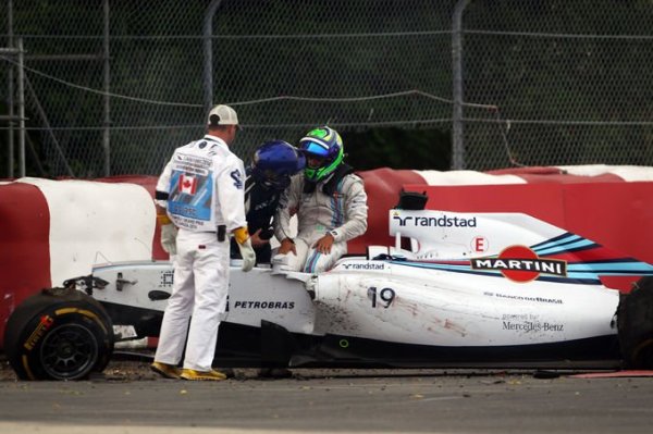 Massa a mérések szerint 27G-vel - a saját testsúlyának 27-szeresével - csapódott be a gumifalba. Megúszta...