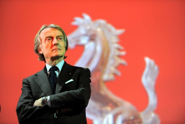 Luca di Montezemolo el szeretné juttatni az F1-et az okostelefonok használóihoz. Támogatjuk!