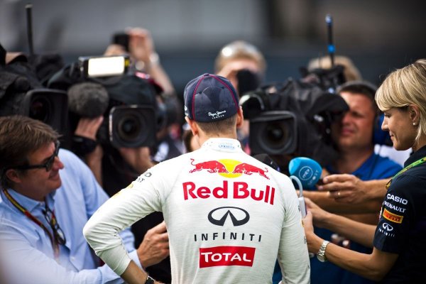 RED BULL Hungary_Vettel_r1200