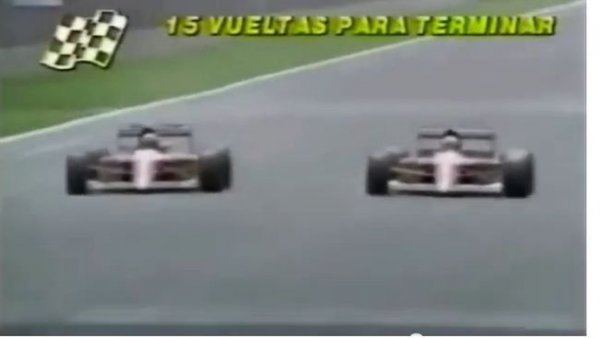 Prost 15 körrel a leintés előtt átveszi a 2. helyet Manselltől - az angol tehetetlen volt