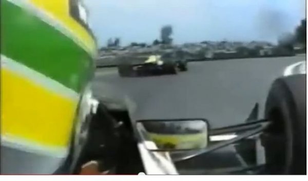 Senna minden lehetséges módon támadta Patresét a vezetésért