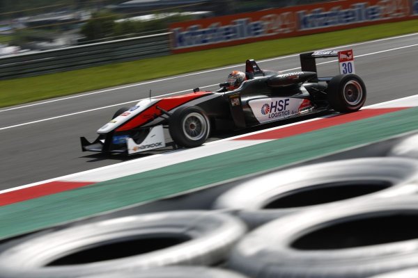 Max Verstappen a Van Amersfoort Racing Dallara-Volkswagenjében (Fotók: FIA F3)