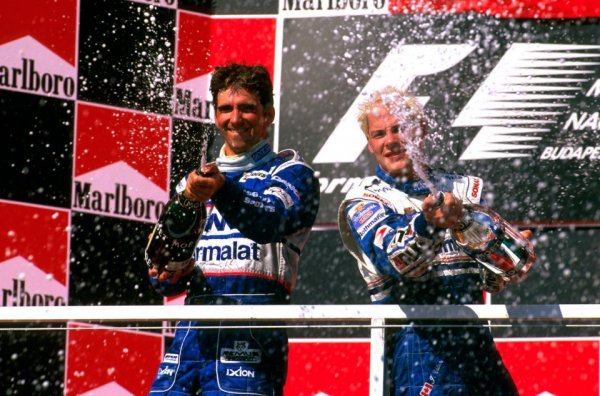 _Pezsgozes Hill Villeneuve HUN97