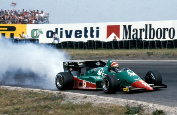 Szépséges szörnyeteg: az Alfa Romeo Turbo megbízhatatlansága miatt rengeteg bosszúsággal járt két szezonja az Alfa gyári csapatánál