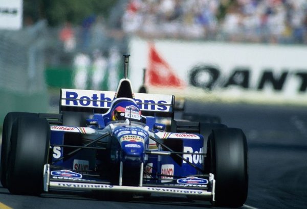 Jacques Villeneuve-nek öt kör hiányzott, hogy megnyerje élete első F1-es nagydíját
